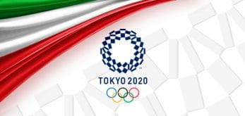 Il logo delle Olimpiadi di Tokyo 2020 e la bandiera dell’Italia